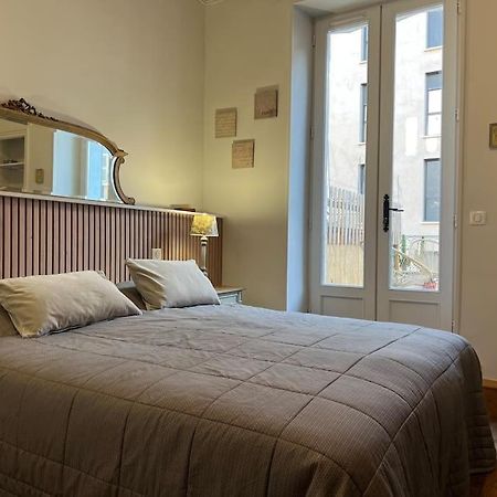 Coeur De Ville, Garage Prive Et Gratuit Avec Terrasse ! كاهورْ المظهر الخارجي الصورة