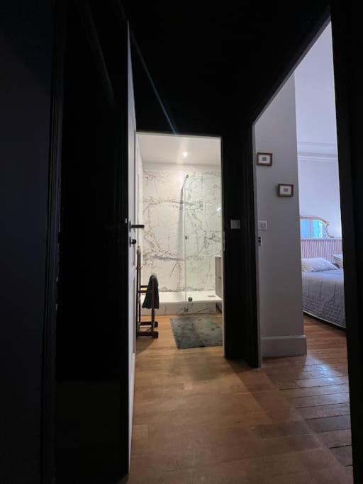 Coeur De Ville, Garage Prive Et Gratuit Avec Terrasse ! كاهورْ المظهر الخارجي الصورة