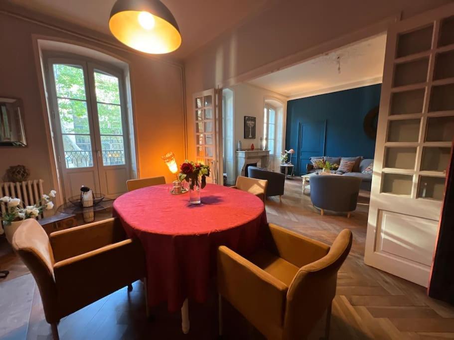 Coeur De Ville, Garage Prive Et Gratuit Avec Terrasse ! كاهورْ المظهر الخارجي الصورة